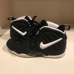 Air Foamposite Pro “Dr. Doom”